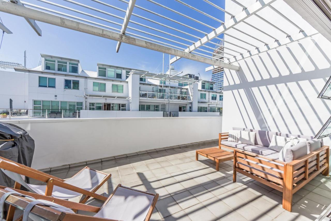 Waterfront Two Bedroom Apartment; Great Location! Окленд Экстерьер фото